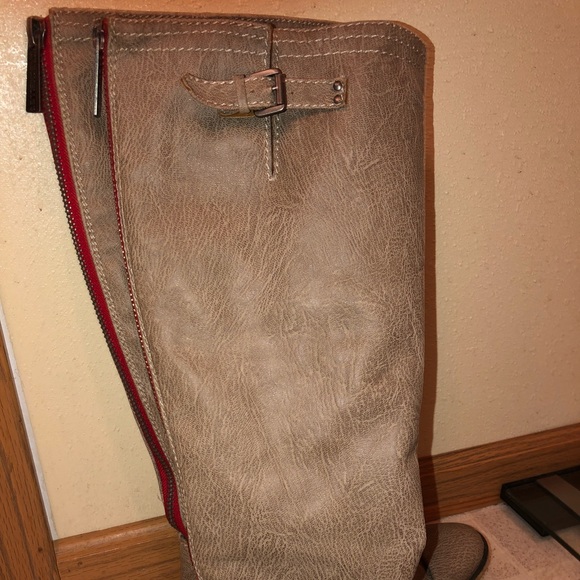 Boots - Picture 2 of 2